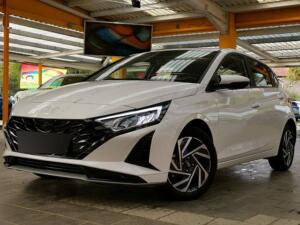 Privat: Hyundai i20 neues Mod. Ganzj.-Reifen Alu Kamera LED-Sch.