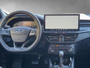 Ford Focus Line Bluetooth Navi LED Klima el. Fenster
