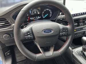 Ford Focus Line Bluetooth Navi LED Klima el. Fenster
