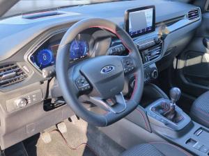 Ford Kuga 1.5 EcoBoost ST-Line Bluetooth Navi LED Klima