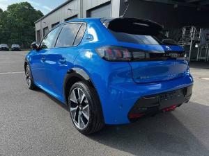 Peugeot 208 e- GT Pack+FULL-LED+Black-Diamond+11KW Charg