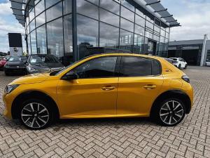 Peugeot 208 e- GT+FULL-LED+Black Diamond+11KW ON-Board+