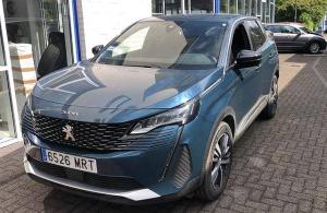 Peugeot 3008  Hybrid 136 e-DCS6 Allure Pack Automatik