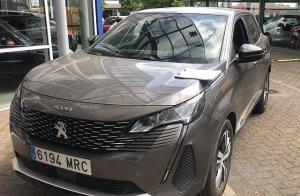 Peugeot 3008  Hybrid 136 e-DCS6 Allure Pack Automatik