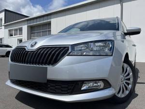Skoda Fabia Combi 1.0 TSI Ambition 106¤ m. 20 Anzahlung DAB Navi SHZ PDC Klima