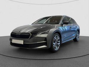 Skoda Octavia Combi 2.0 TDI DSG Selection AHK PANO 360 LEDER
