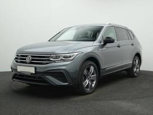 Volkswagen Tiguan 1.5 TSI DSG Move 7-SITZE AHK NAVI KAMERA