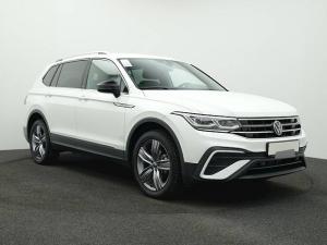 Volkswagen Tiguan 1.5 TSI DSG Move 7-SITZE AHK NAVI KAMERA