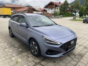 Hyundai i30 1.5 T-GDI FAMILY Mild-Hybrid,LED,Navi,LHZ,SHZ,A…