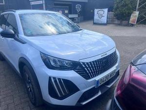 Peugeot 2008  NOUVEAU PureTech 130 S&S EAT8 Allure Autom…