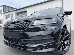 Skoda Karoq 2.0 TSI DSG 4×4 Sportline 181¤ m. 20 Anzahlung Virtual Cockpit Navi ACC LED DAB SHZ PDC