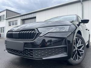Skoda Octavia Combi 1.5 TSI Selection Blackline 177¤ m. 20 Anzahlung AHK Virtual Cockpit DAB Navi ACC LED SHZ PDC Klima