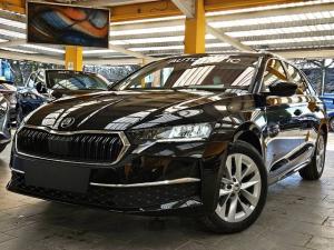 Skoda Octavia Combi 2,0 TDI el.Heckkl. SHZ vo.+hi.+LHZ