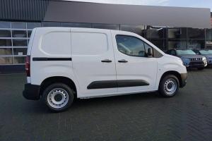 Toyota ProAce City 1.5 D-4D L1 /Navi 15 Jahre Garantie