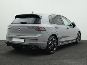 Volkswagen Golf 8 2.0 TSI DSG BLACK STYLE IQ.LIGHT PANO NAVI 19 ESTORIL schwarz