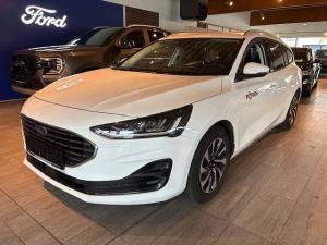 Ford Focus TITANIUM NAVI / LED / PDC / LMF
