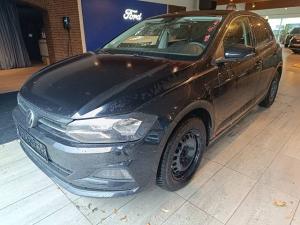 Volkswagen Polo COMFORTLINE NAVI / PDC / GJR / SHZ