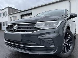 Volkswagen Tiguan 1.5 TSI Life 156¤ m. 20 Anzahlung Navi ACC LED DAB SHZ PDC Klima