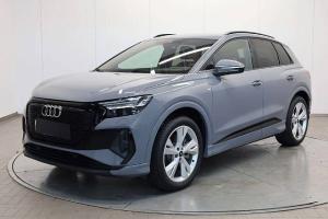 Audi Q4 e-tron   45 quattro S line