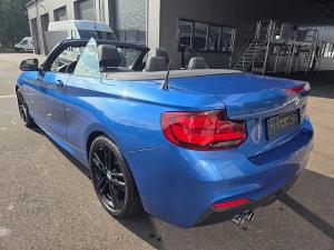 BMW 2er 220i Cabrio Aut. M Sport NAV PDC 18LM Sitzh.