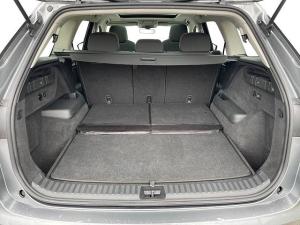 Skoda Kodiaq Selection 4×4 TDI DSG|7-S|PANO|AHK|5J-GAR