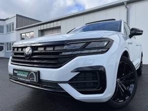Volkswagen Touareg 3.0 TDI DSG 4Motion R-Line 407¤ m. 20 Anzahlung AHK Area View Travel Assist STHZ Panorama Digital Cockpit Navi DAB LED SHZ PDC Klima