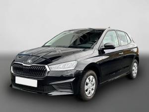 Skoda Fabia 1.0 TSI Essence LED Allwetterreifen Klima PDC hinten Resererad