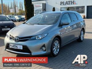 Toyota Auris  Touring Sports Life+