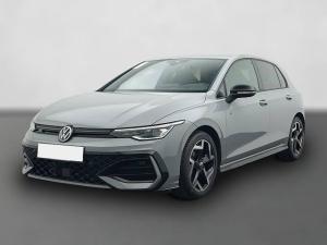 Volkswagen Golf 8 1.5 eTSI DSG R-LINE BLACK STYLE AHK LED+