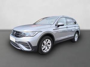 Volkswagen Tiguan 2.0 TDI DSG Life AHK NAVI RFK ACC SITZH 18LM