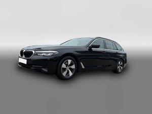 BMW 5er Touring *LED Navi AHK Luftf. Kamera Sitzh.*