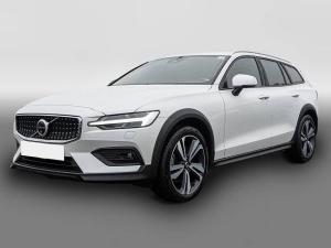 Volvo V60 Cross Country B4 AWD Plus LED 360Grad