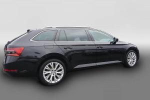 Skoda Superb Combi 1.4 TSI Style iV Pano/AHK/18Zoll