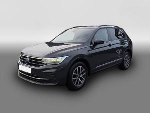 Volkswagen Tiguan 2.0 TDI DSG Life AHK PANO ACC APP-CONNECT LED