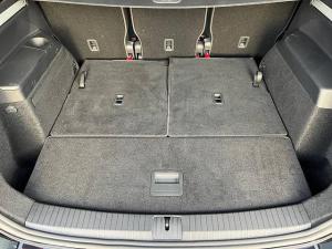 Volkswagen Touran Highline TDI DSG|7-SITZE|AHK|eHECK|NAVI|