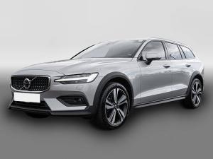 Volvo V60 Cross Country B4 AWD Ultimate Head UP AHK Pano