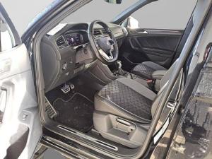 Volkswagen Tiguan 2.0 TDI DSG 4M R-Line *AHK*Matrix-LED*DCC*Head-Up*
