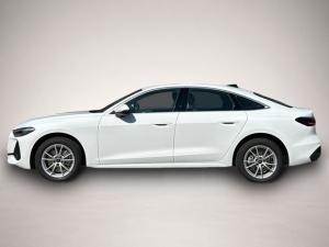 Audi A5 Basis AHK+NAVI+EL.HECKKL.+PDC+LED+17 LM TDI 150.
