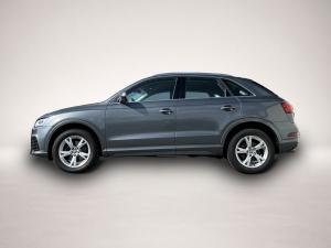 Audi quattro Q3 2.0 TDI sport Navi LED SHZ PDC Klima