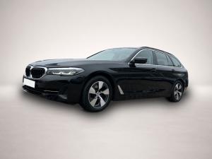 BMW 520 520d Touring *LED Navi AHK Luftf. Kamera Sitzh.*