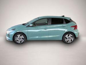 Hyundai i20 Pure 1.2 MPI / Navi / PDC Hinten + Kamera /.