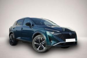 Nissan Qashqai TEKNA 158PS ALLRAD 4×4 Pano/Bose +AHK!