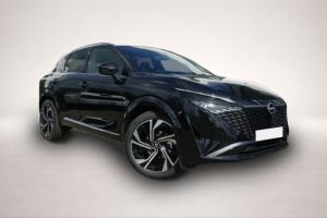 Nissan Qashqai TEKNA+ plus 4X4 BOSE/Panodach/Leder/AHK