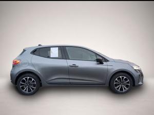 Renault Clio Techno SHZ+LED+RFK TCe 90 X-Tronic Autom. .