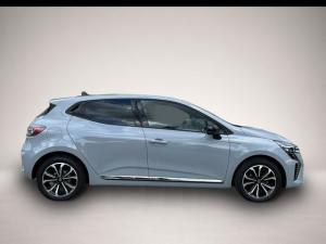 Renault Clio Techno SHZ+LED+RFK TCe 90 X-Tronic Autom. .
