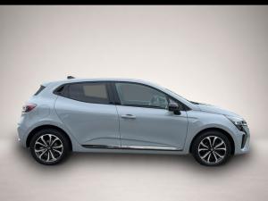 Renault Clio Techno SHZ+LED+RFK TCe 90 X-Tronic Autom. .