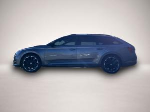 Skoda Superb Combi 2.0 TDI 4×4 DSG SPORTLINE AHK 4xSHZ