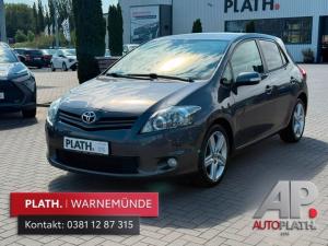 Toyota Auris Club