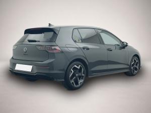Volkswagen Golf 8 2.0 TDI DSG R-Line BLACK-STYLE 5-J-GAR AH