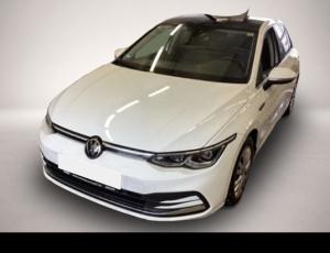 Volkswagen Golf VIII 8 1.5 eTSI DSG Style IQ.Light/ACC/Kame